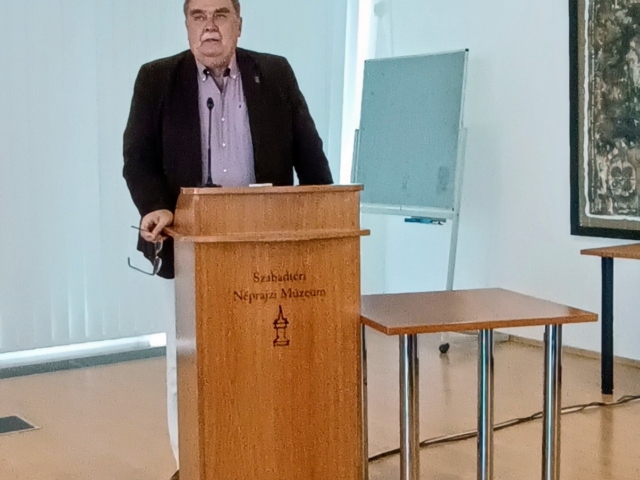 2. Dr. Cseri Miklós_SZNM_főigazgató