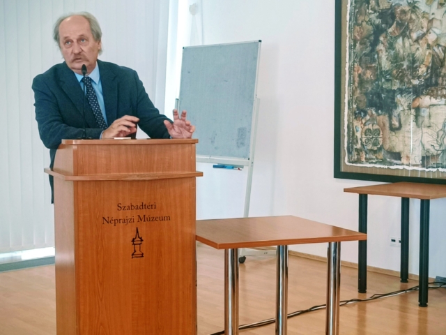 3. Dr. Diószegi László_TLA_igazgató